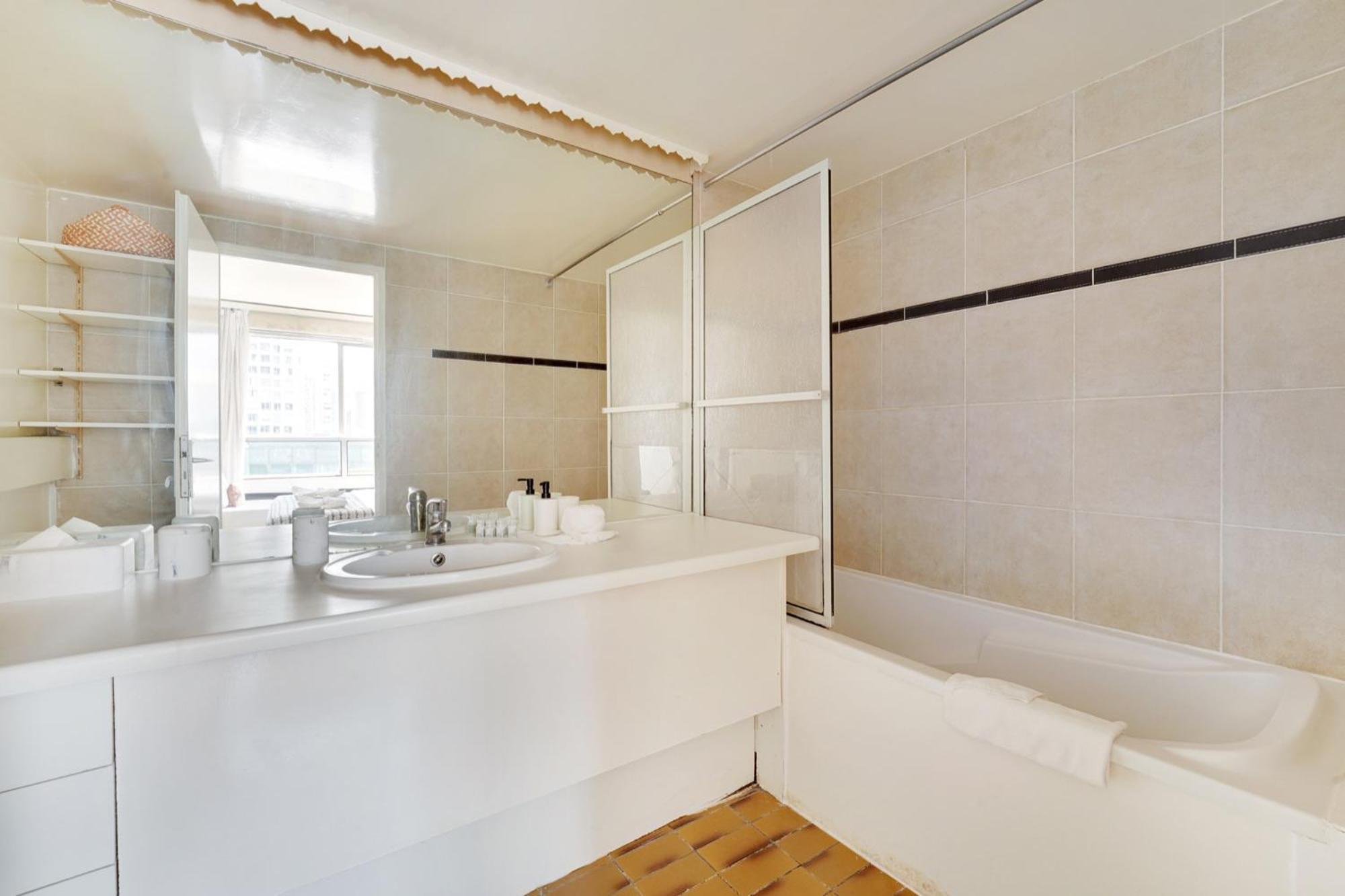 Family Seine & Spacious Flat 8Min Walk To Eiffeltower Ac Paris Bagian luar foto